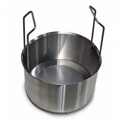 CWR-10 _PHARMA_ Sieve Basket - Included.jpg